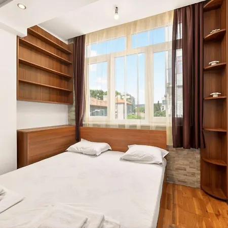 On Slivnitsa 2 Bedroom فارنا